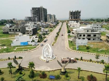 Fasil-Town Rooms Near Isb Air port - image 2