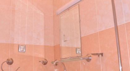 Redbury Inn Guesthouse - image 7