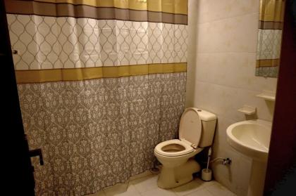 Hotel style twin-rooms in the most secure place! - image 4