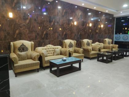 LE MERIDIEN 