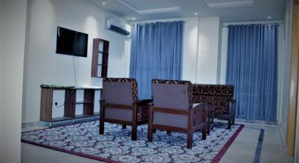 LE MERIDIEN  - image 13