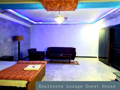 Explorer's Lounge Discover with Comfort - image 15