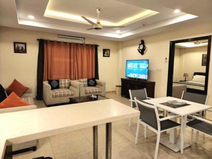 Bright & Beautiful 1 Bed Apt In Bahria Town - image 11