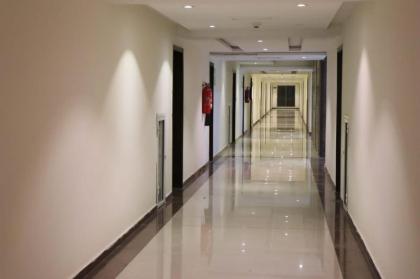 Bright & Beautiful 1 Bed Apt In Bahria Town - image 16
