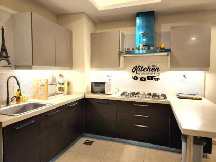 Bright & Beautiful 1 Bed Apt In Bahria Town - image 23