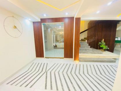 Holidazzle Serviced Apartments & Suites - image 23