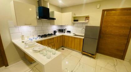 Holidazzle Serviced Apartments & Suites - image 25