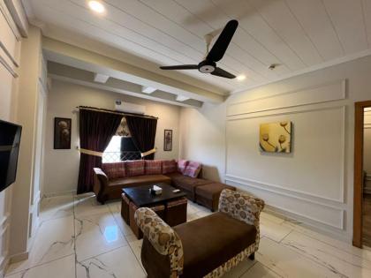 1 bed apartment beautiful well furnished