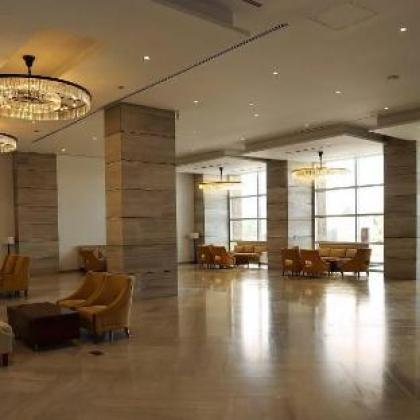 Stunning 3 Bedroom 16th Floor Margalla View flat. - image 6