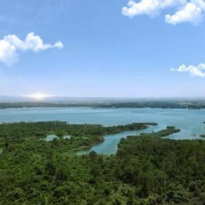 Stunning 3 Bedroom 16th Floor Margalla View flat. - image 8