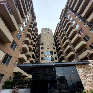 Pine Heights Luxury Apartments - main image