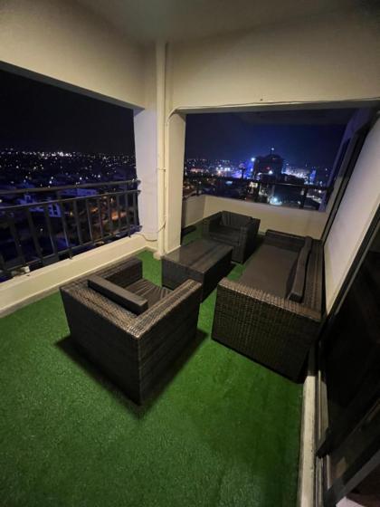Super Deluxe three bedroom apartment - image 28