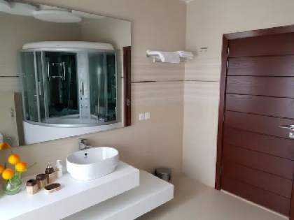 Luxurious Furnished Pent Houses in Islamabad - image 11