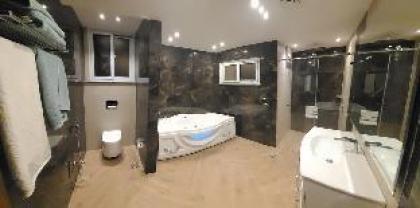 Luxurious Furnished Pent Houses in Islamabad - image 14