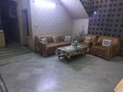 3 Bedroom House right In-between Twin Cities - image 26