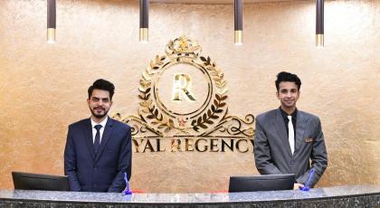 Royal Regency Hotel - image 14