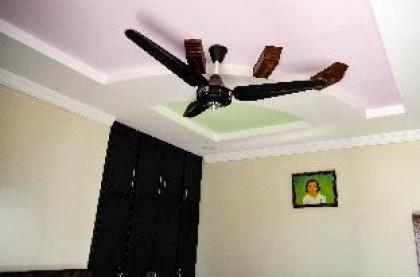 Two Bedroom's Flat in Westridge  - image 6