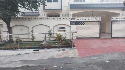 Bourbon Bliss guest house  - image 5