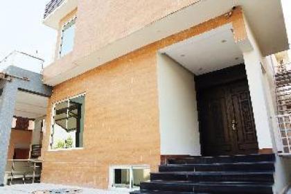 brand new 1 Kanal house - image 12