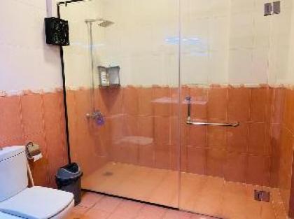 Huge 1300 SFT Condo secure parking - image 12
