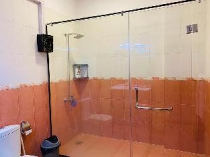 Huge 1300 SFT Condo secure parking - image 9