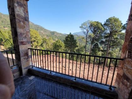 Hotel Galaxy Hill Resorts Murree - image 5