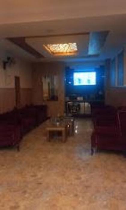Manat Hotel - image 3