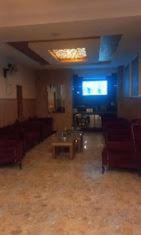 Manat Hotel - image 3
