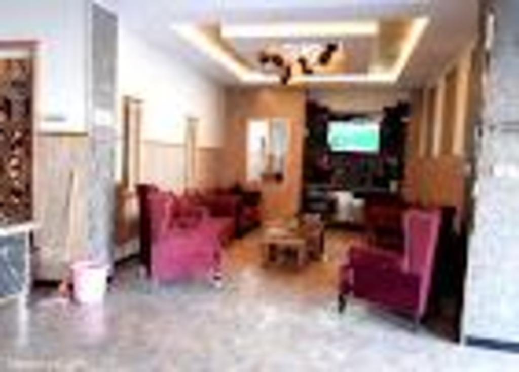 Manat Hotel - image 5