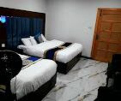 Manat Hotel - image 8
