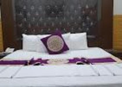 Manat Hotel - image 9