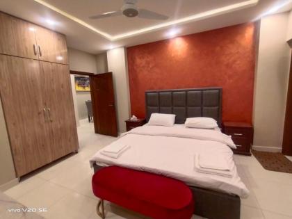 Deluxe 3 bedroom apartment DHA 2 near Giga - image 13