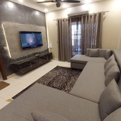 Deluxe 3 bedroom apartment DHA 2 near Giga - image 23