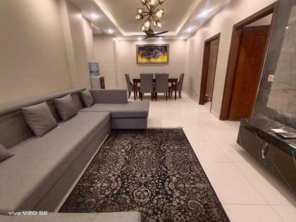 Deluxe 3 bedroom apartment DHA 2 near Giga - image 25