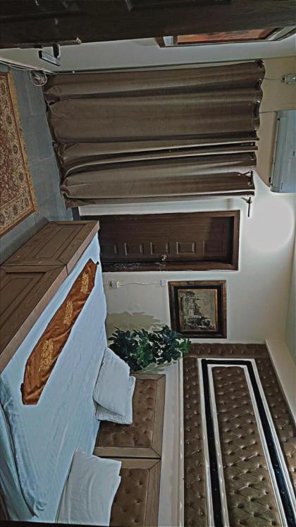 One Two and Three bedroom apartments - image 3