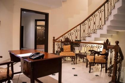 Hillside Residence E-7 by Paramount Hospitality - image 22