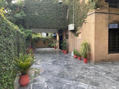 Riviera Courtyard - image 21