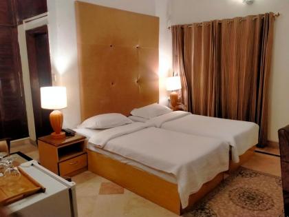 Peace Guest House - image 7