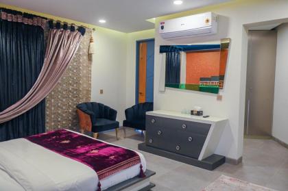 The Luxus Lodge - image 23