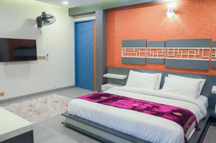 The Luxus Lodge - image 24