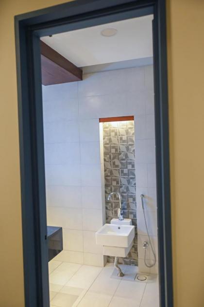 The Luxus Lodge - image 25