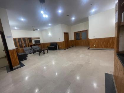 Dream Palace - image 25