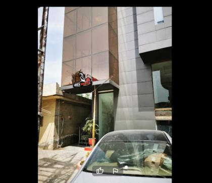 Ibex Hotel - image 10