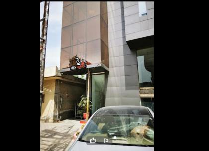 Ibex Hotel - image 11