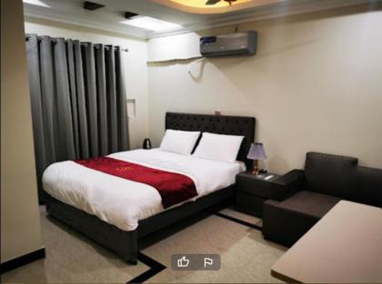 Ibex Hotel - image 12