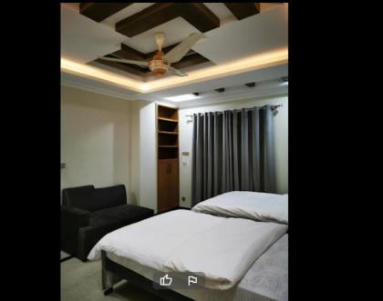 Ibex Hotel - image 3