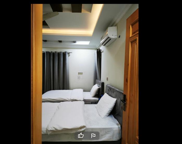 Ibex Hotel - image 7