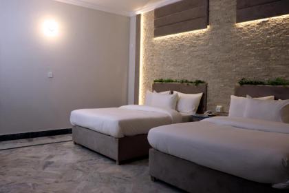 Hayat Grand Guest House - image 4
