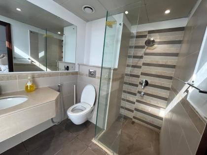Luxury 1BHK APT one constitution ave isb - image 12