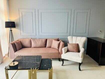 Luxury 1BHK APT one constitution ave isb - image 19